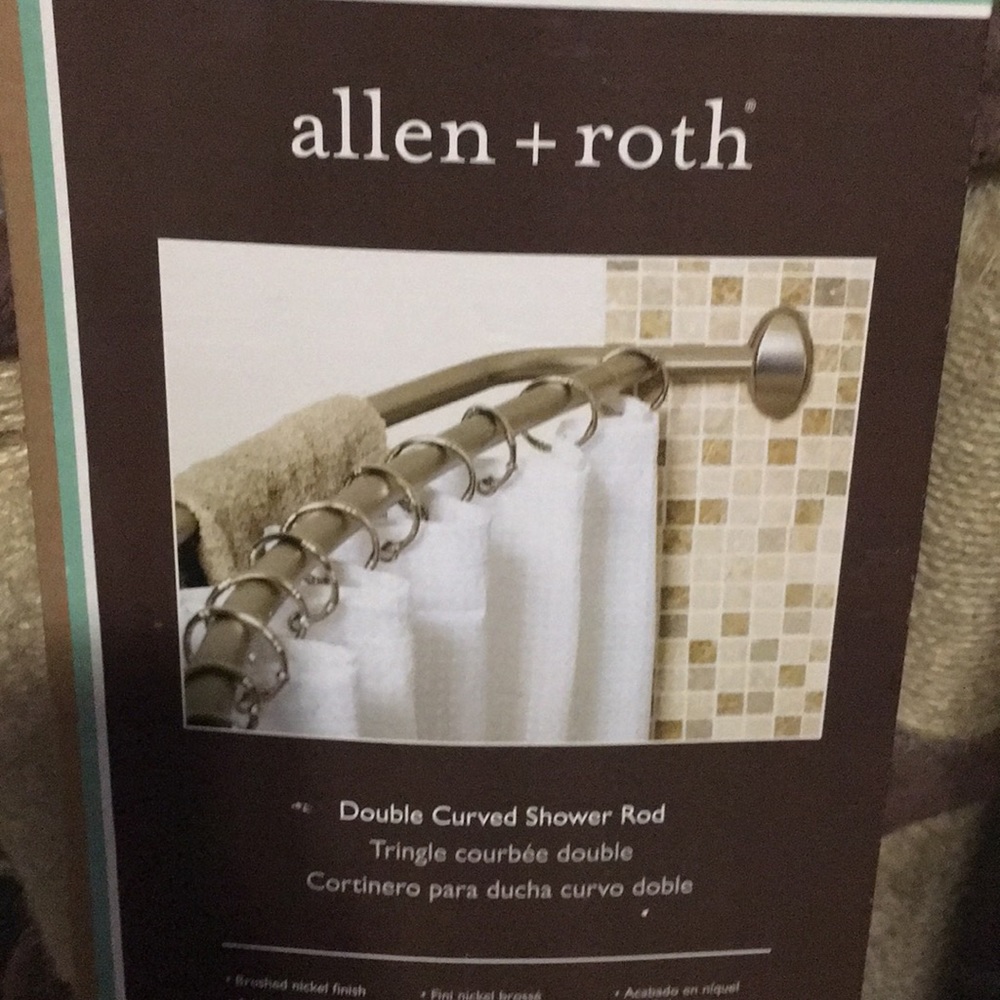 Double curved curtain rod